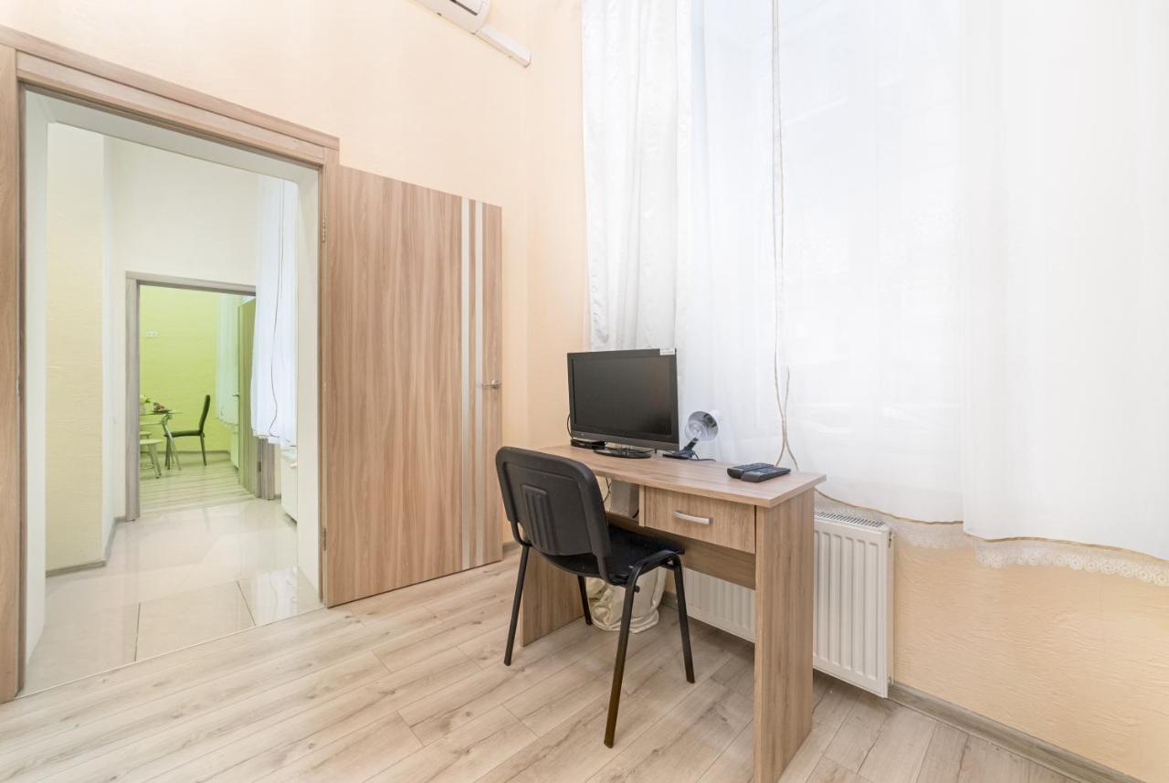 Apartment Near Deribasovskaya Одесса Экстерьер фото