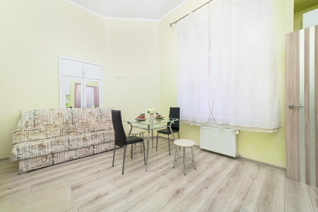 Apartment Near Deribasovskaya Одесса Экстерьер фото